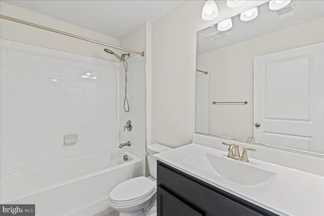 $3,475 | 9 Venice Ln Mount, Mount Laurel, NJ 08054