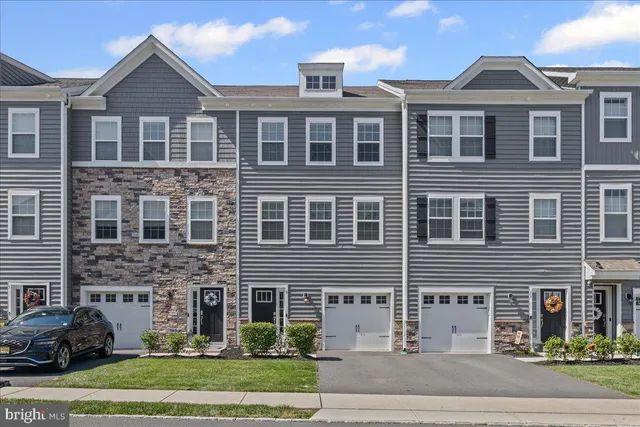 $3,475 | 9 Venice Ln Mount, Mount Laurel, NJ 08054