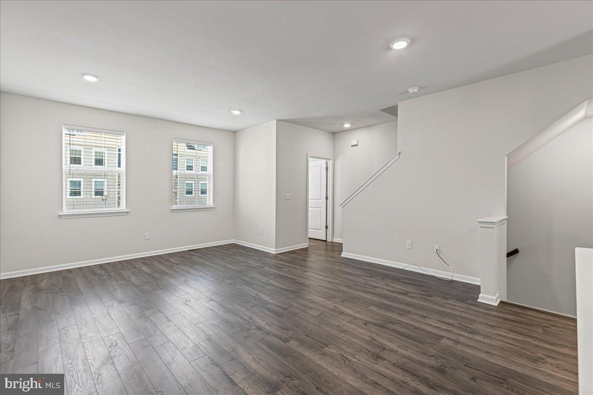 9 Venice Ln Mount Mount Laurel, NJ 08054 - Photo 5 of 29