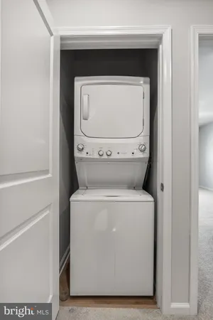 $2,900 | 24 Sidney Lane, Stratford, NJ 08084