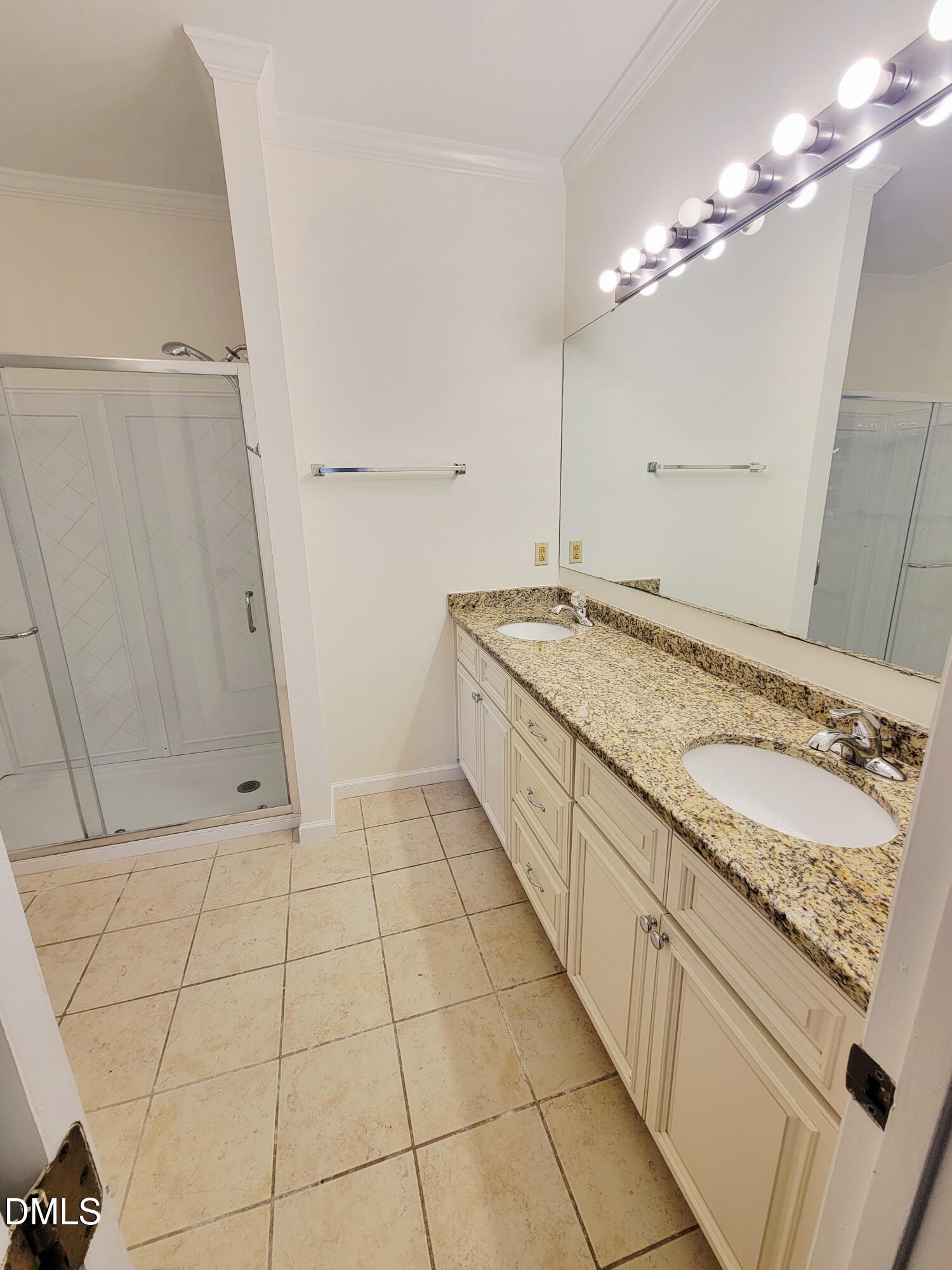 5325 Fairmead Circle Raleigh, NC 27613 - Photo 36 of 67 20260922_130410