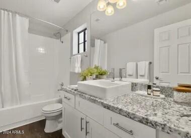 16220 North 7th Street, Unit 2 Phoenix, AZ 85022 - Photo 9 of 17 Bathroom