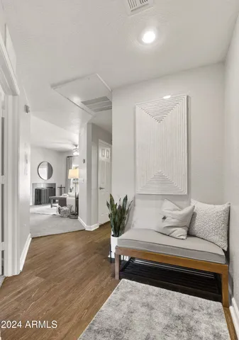 $1,418 | 16220 North 7th Street, Unit 2, Phoenix, AZ 85022