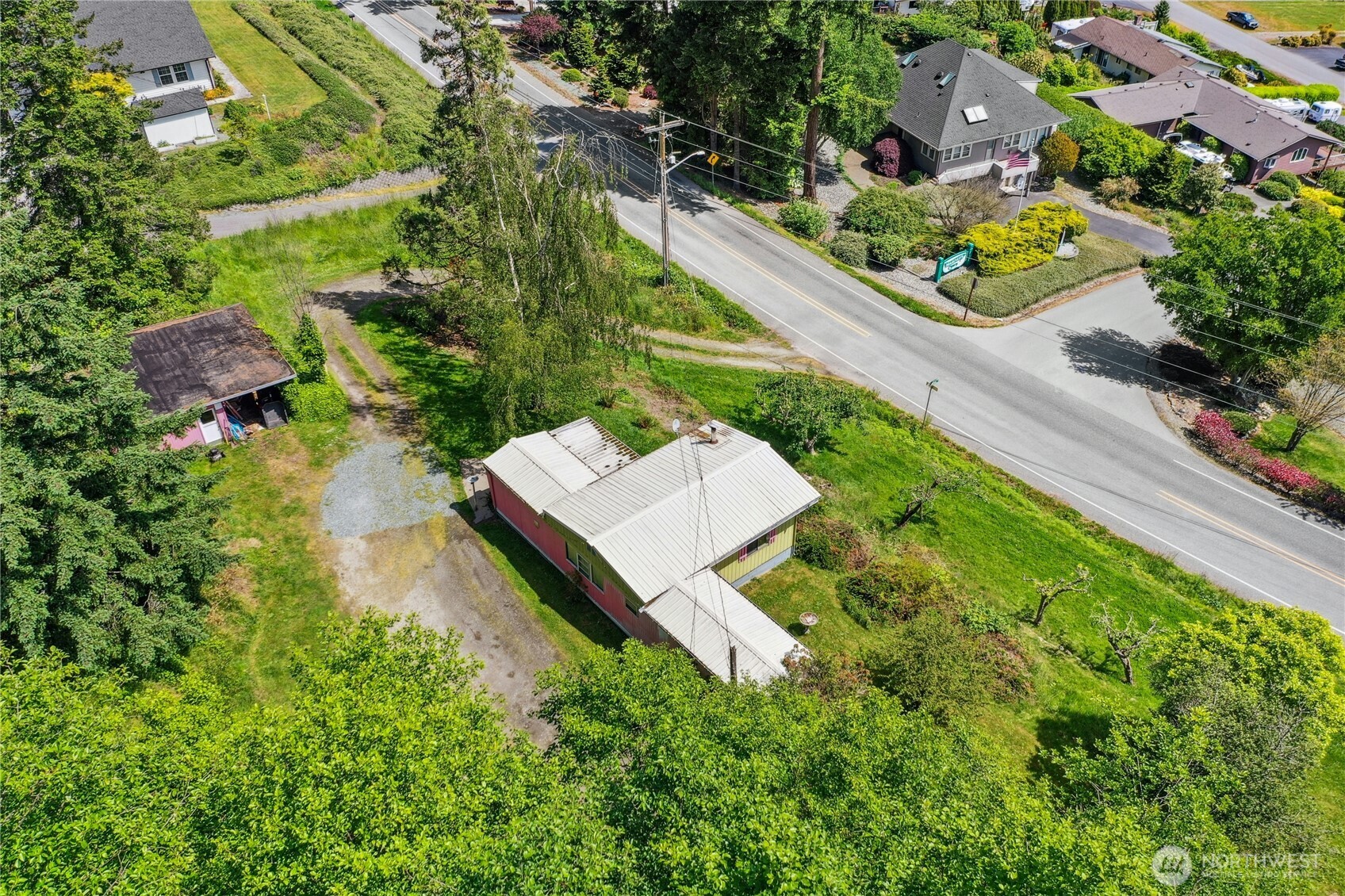 1823 Polnell Road Oak Harbor, WA 98277 - Photo 2 of 30 Gallery Image 2