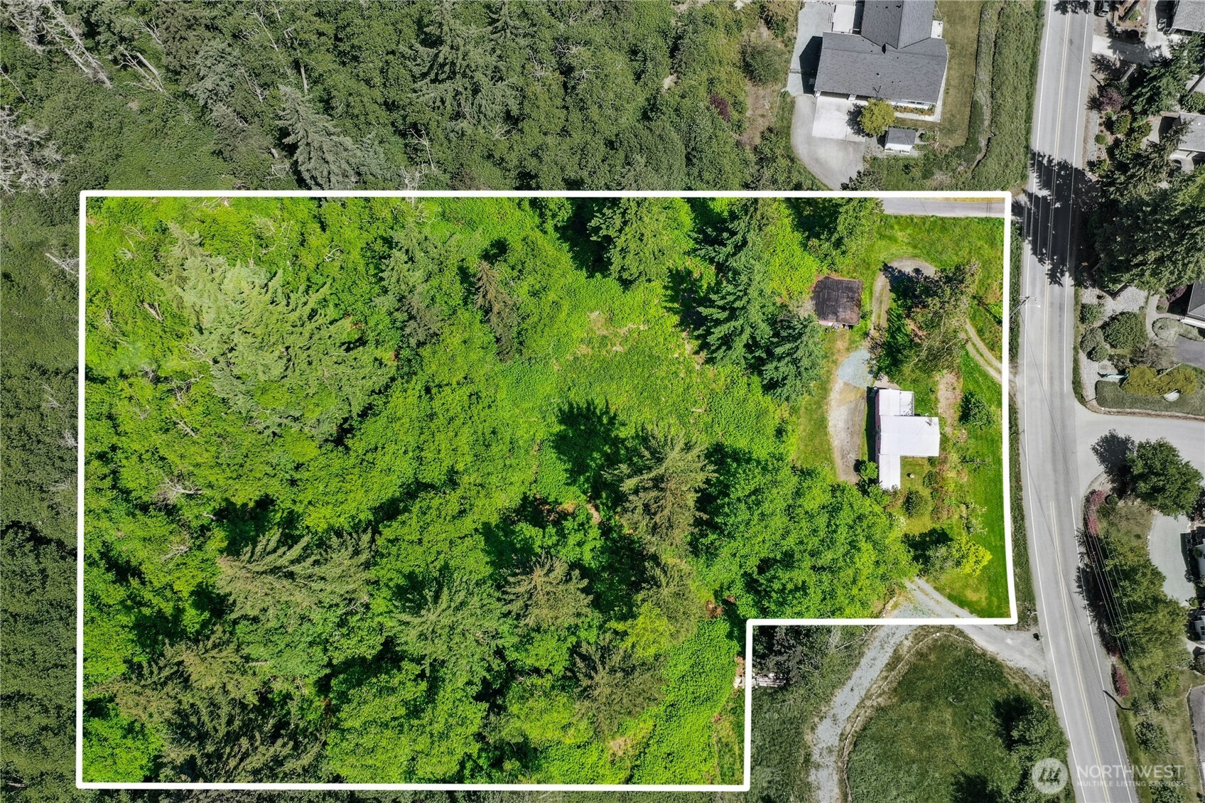 1823 Polnell Road Oak Harbor, WA 98277 - Photo 4 of 30 Gallery Image 4