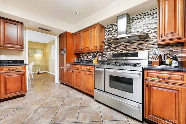 $4,850 | 72816 Mesa View Drive, Palm Desert, CA 92260