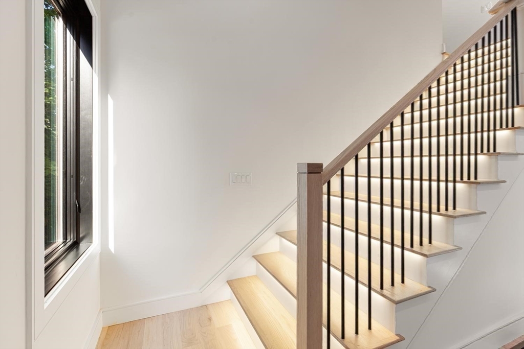 863 Main Street Reading, MA 01867 - Photo 25 of 42