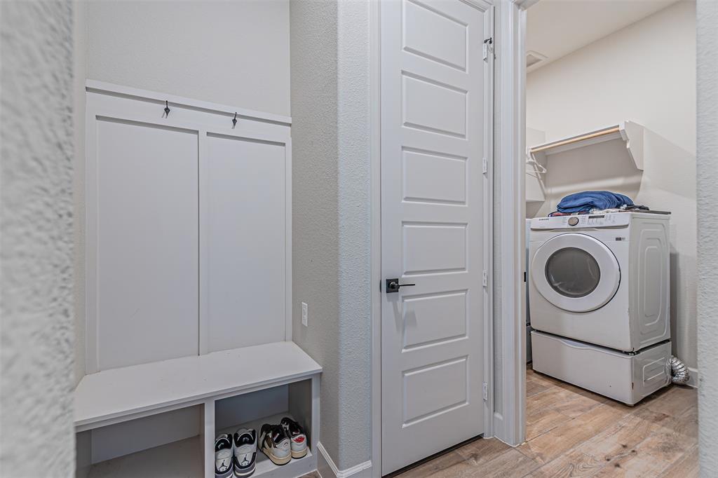 116 Derrett Lane Rhome, TX 76078 - Photo 21 of 30 a utility room with dryer and washer
