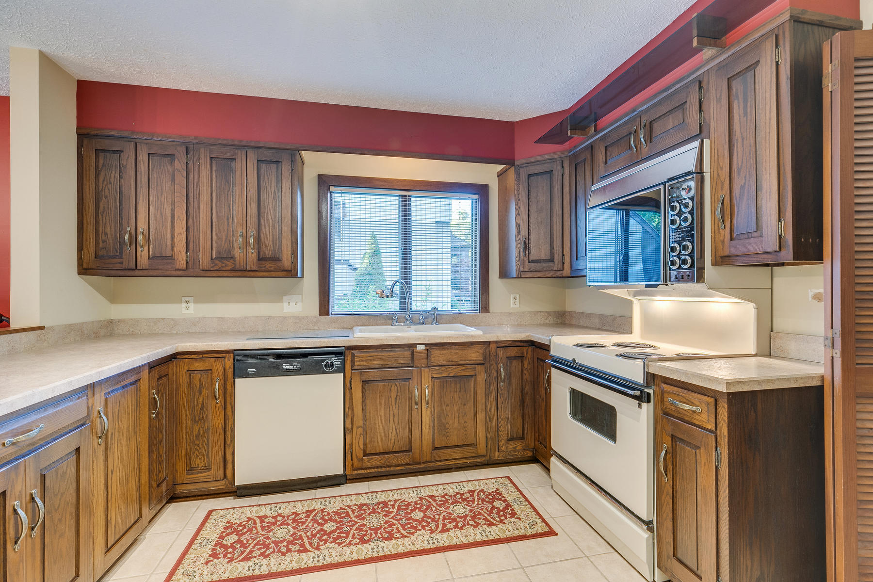 139 Columbine Road Kingsport, TN 37660 - Photo 18 of 30 018