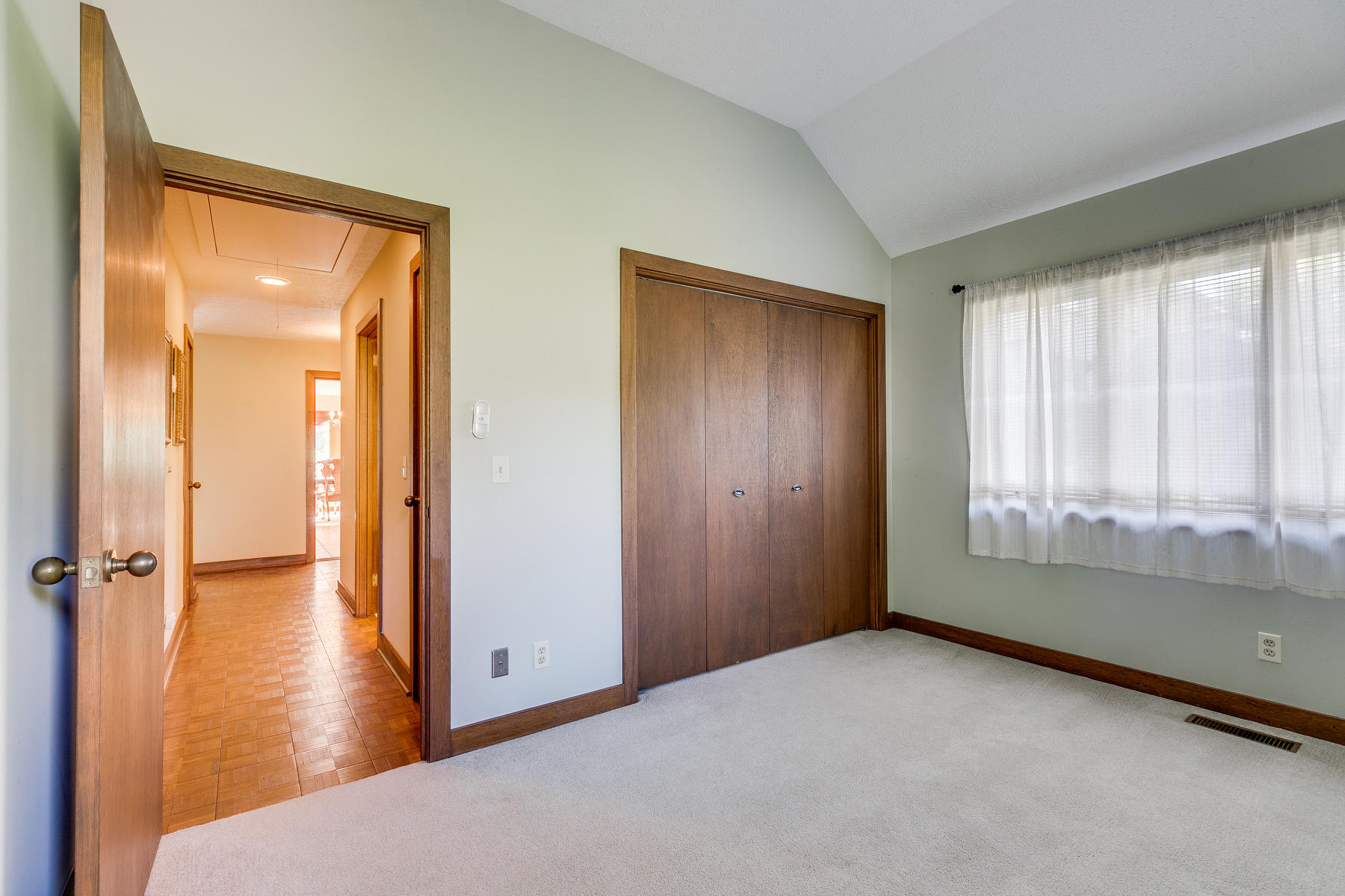 139 Columbine Road Kingsport, TN 37660 - Photo 25 of 30 025