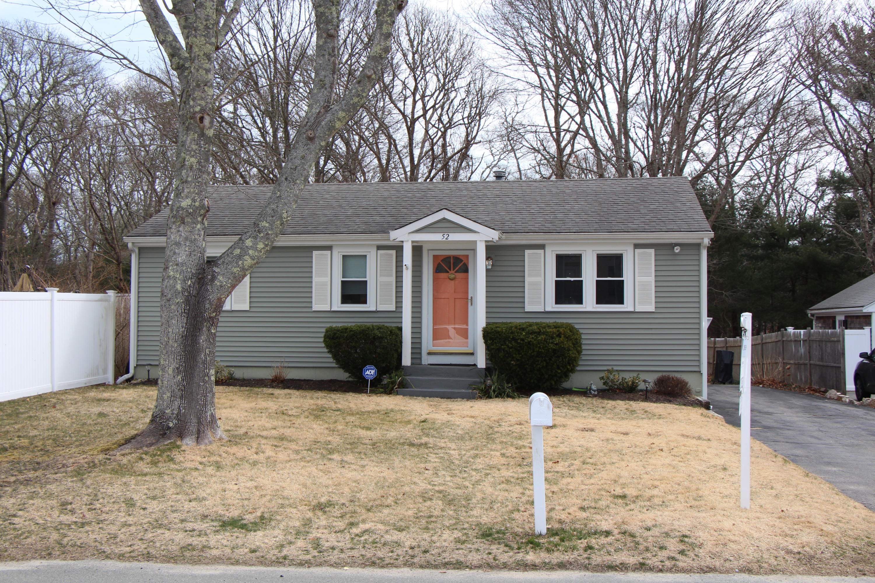 52 Thorne Road Bourne, MA 02532 - Photo 19 of 25 IMG_5117