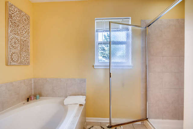 2075 Colonial Street Aurora, IL 60503 - Photo 13 of 22