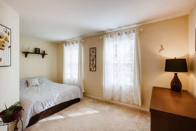 2075 Colonial Street Aurora, IL 60503 - Photo 14 of 22