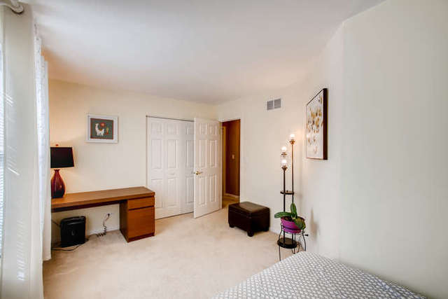 2075 Colonial Street Aurora, IL 60503 - Photo 15 of 22