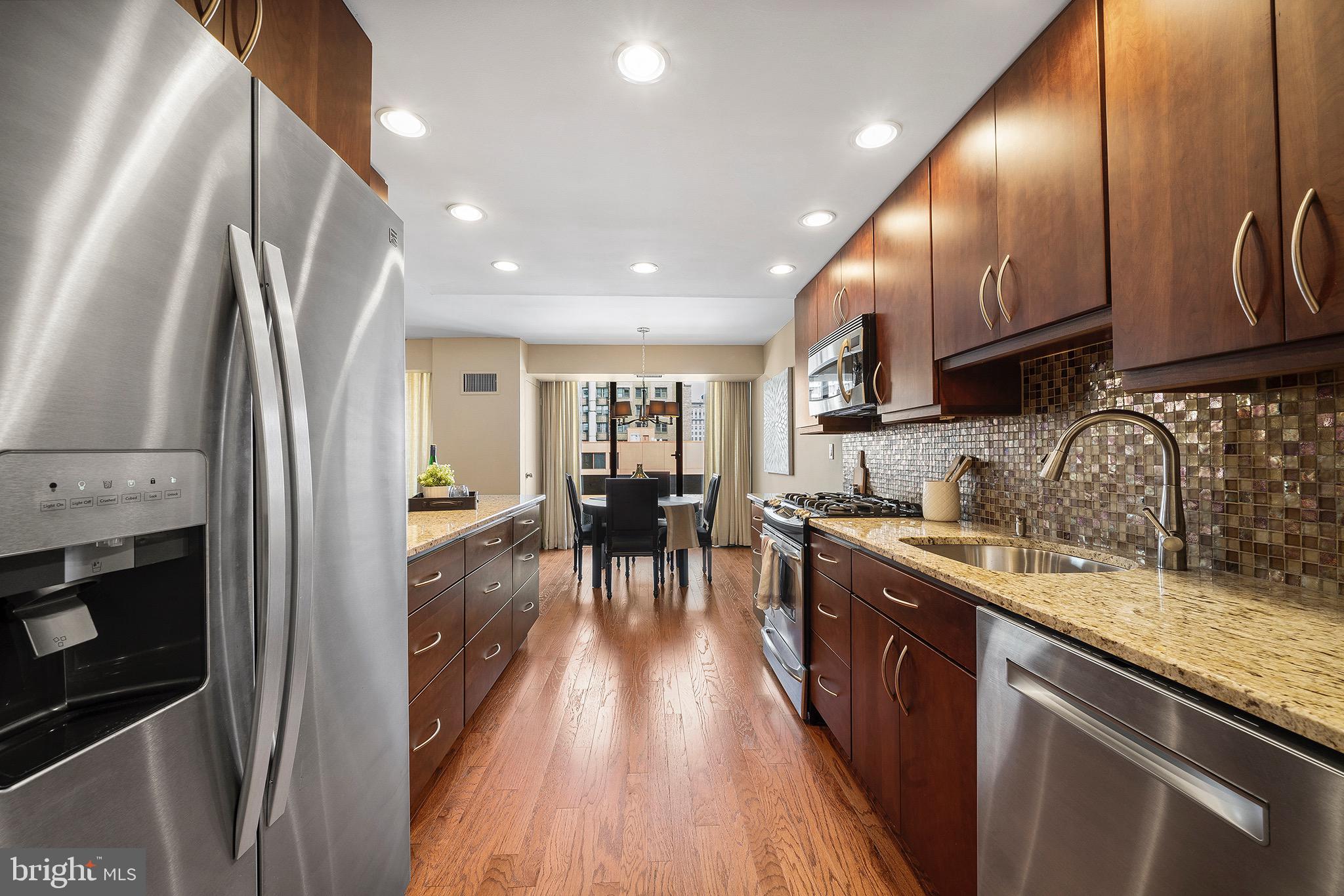 1326 Spruce Street, Unit 1101 Philadelphia, PA 19107 - Photo 15 of 30