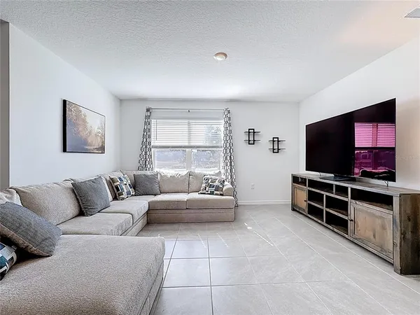 a view of workspace with windows