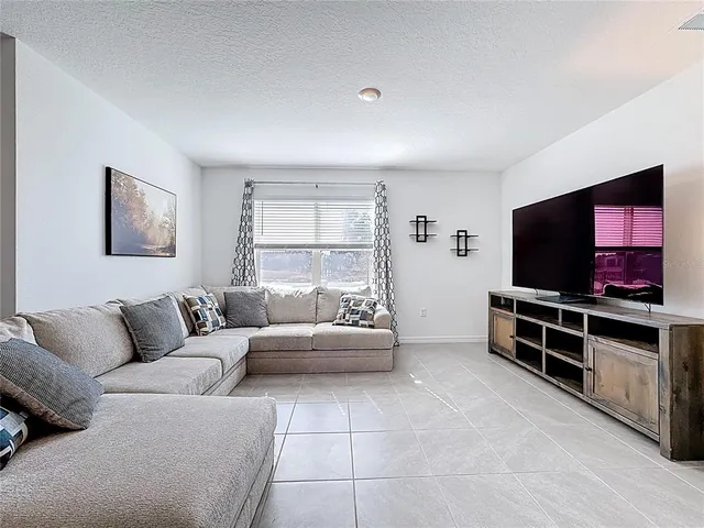 a view of workspace with windows