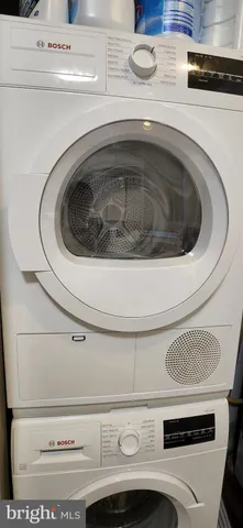 a close view of washer and dryer