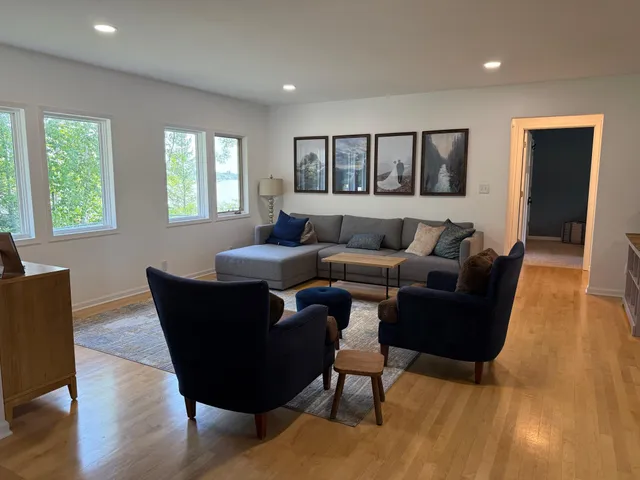 $395,000 | 1682 Highway 11, Baudette, MN 56623