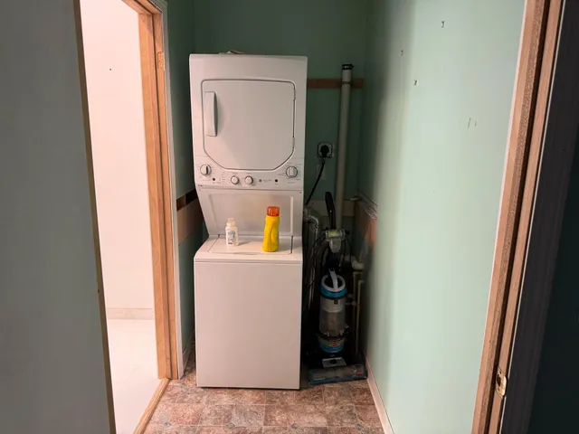 $395,000 | 1682 Highway 11, Baudette, MN 56623