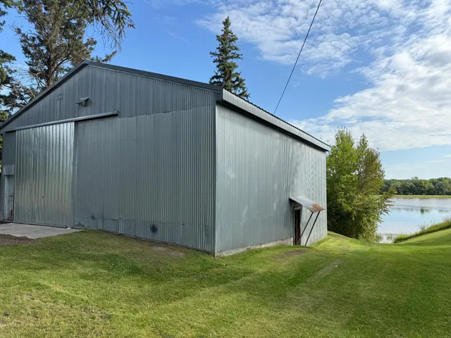 $395,000 | 1682 Highway 11, Baudette, MN 56623