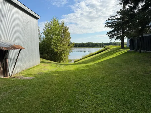 $395,000 | 1682 Highway 11, Baudette, MN 56623