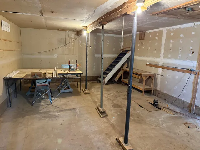 $395,000 | 1682 Highway 11, Baudette, MN 56623