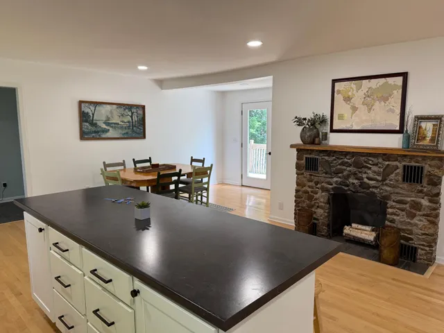 $395,000 | 1682 Highway 11, Baudette, MN 56623