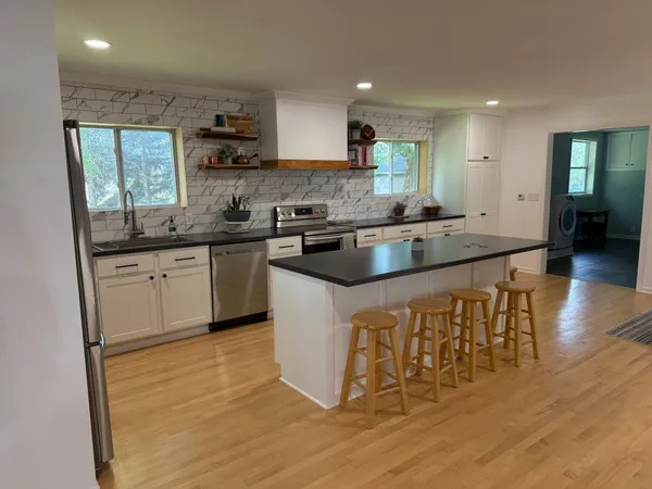 $395,000 | 1682 Highway 11, Baudette, MN 56623