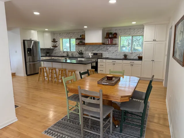 $395,000 | 1682 Highway 11, Baudette, MN 56623