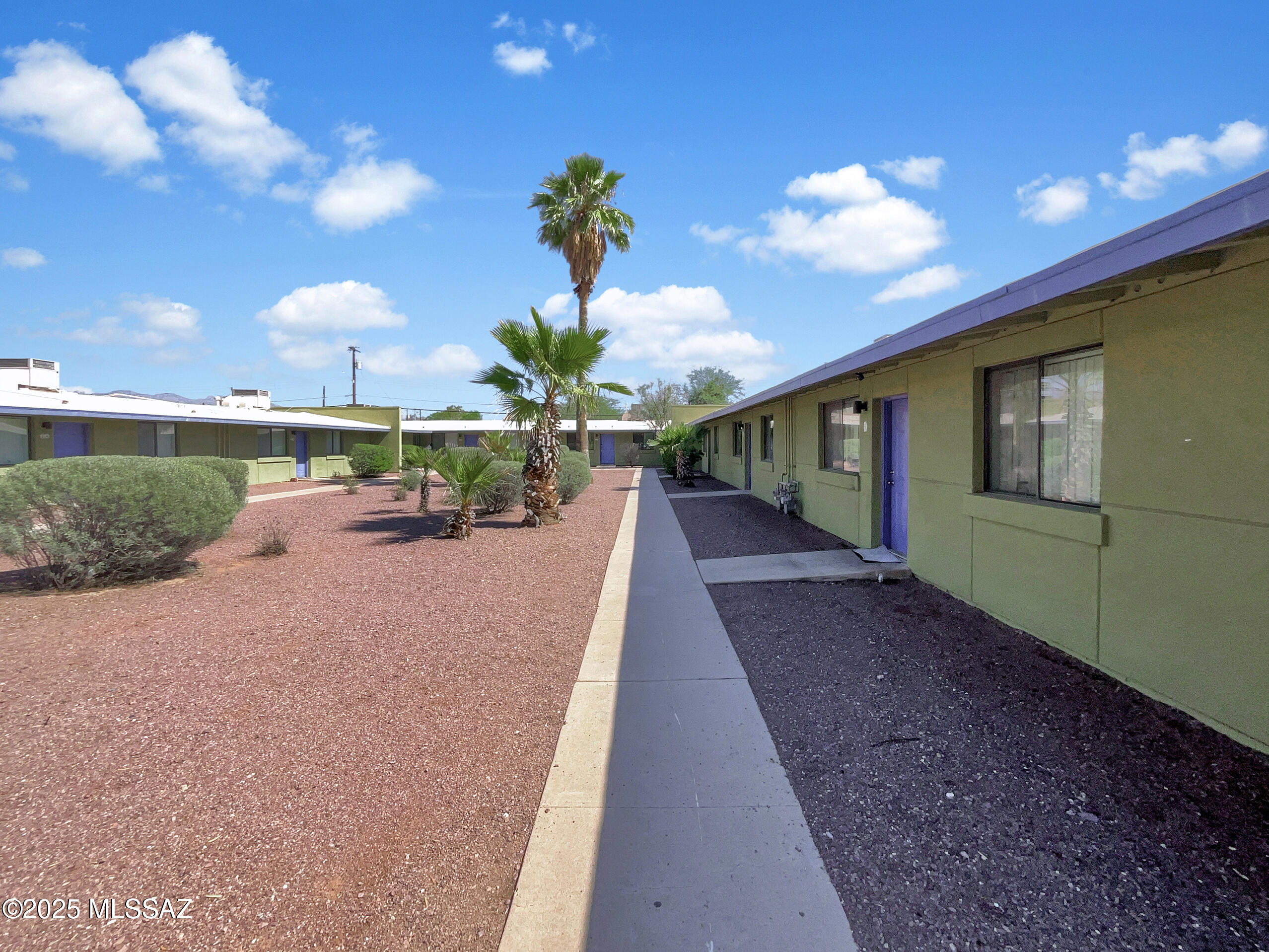 350 North Silverbell Road, Unit 8 Tucson, AZ 85745 - Photo 8 of 19