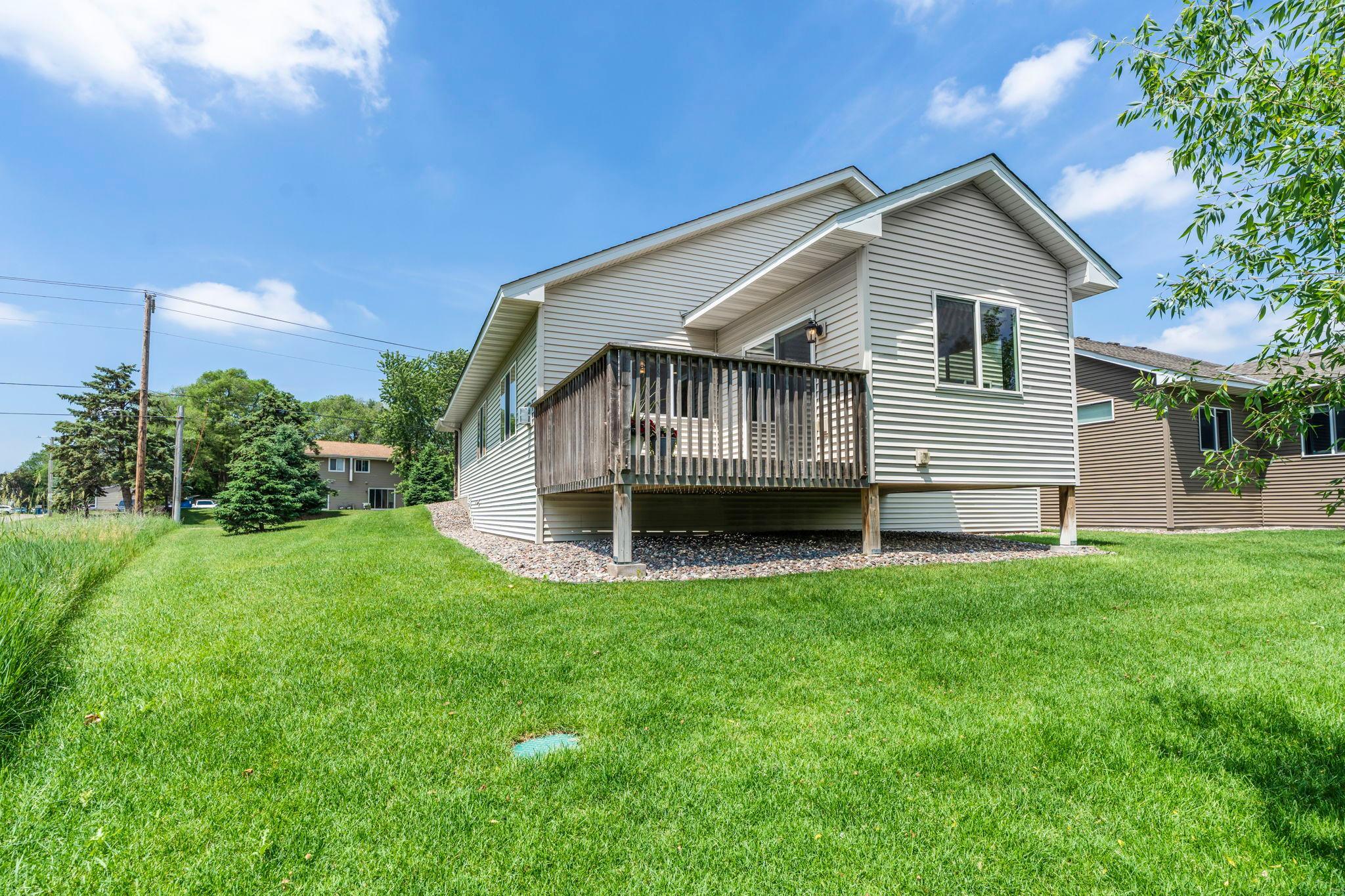 2726 11th Avenue Northwest Anoka, MN 55303 - Photo 32 of 41
