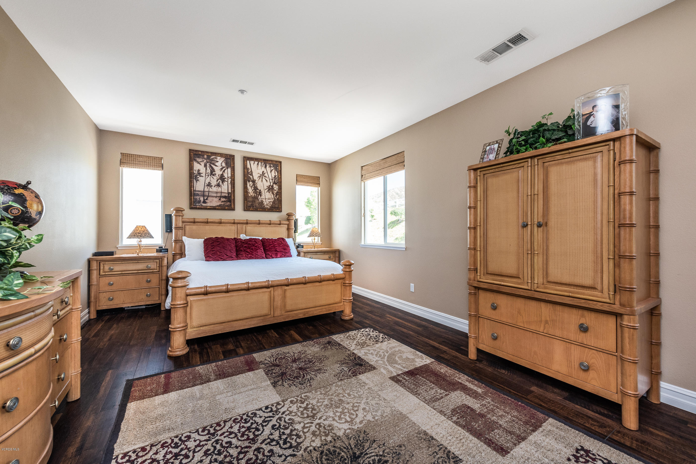 1469 Hidden Ranch Drive Simi Valley, CA 93063 - Photo 31 of 49 a bedroom with a bed and a dresser in it