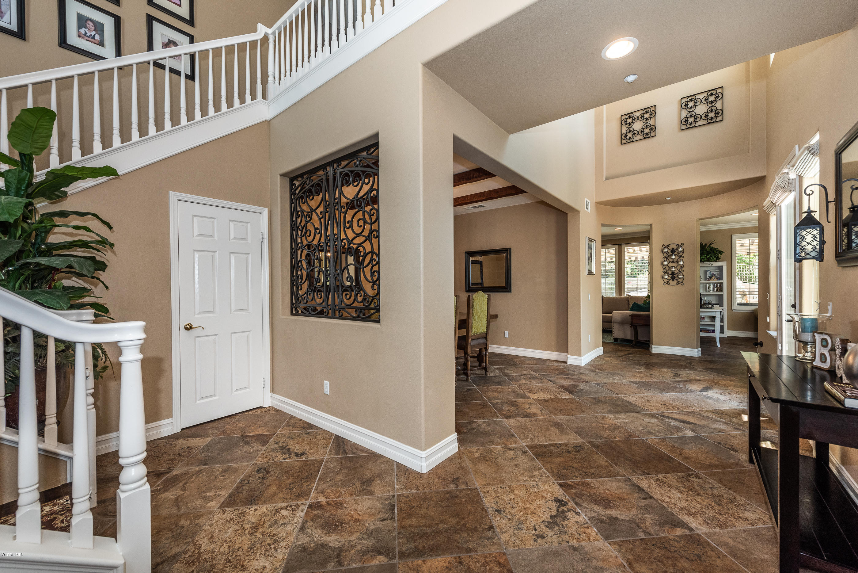 1469 Hidden Ranch Drive Simi Valley, CA 93063 - Photo 7 of 49 a view of a hallway with entryway and hall