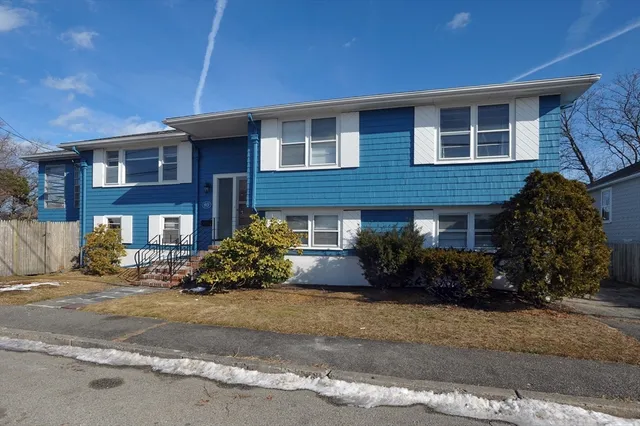 $649,000 | 40 Central Avenue, Hull, MA 02045