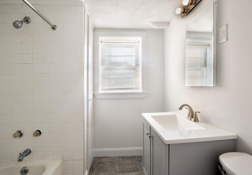 40 Central Avenue Hull, MA 02045 - Photo 18 of 24