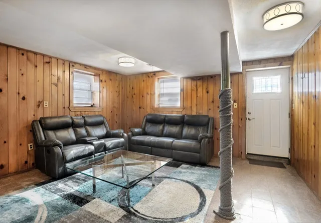 $649,000 | 40 Central Avenue, Hull, MA 02045