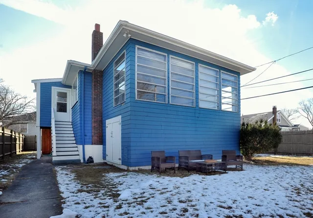 $649,000 | 40 Central Avenue, Hull, MA 02045
