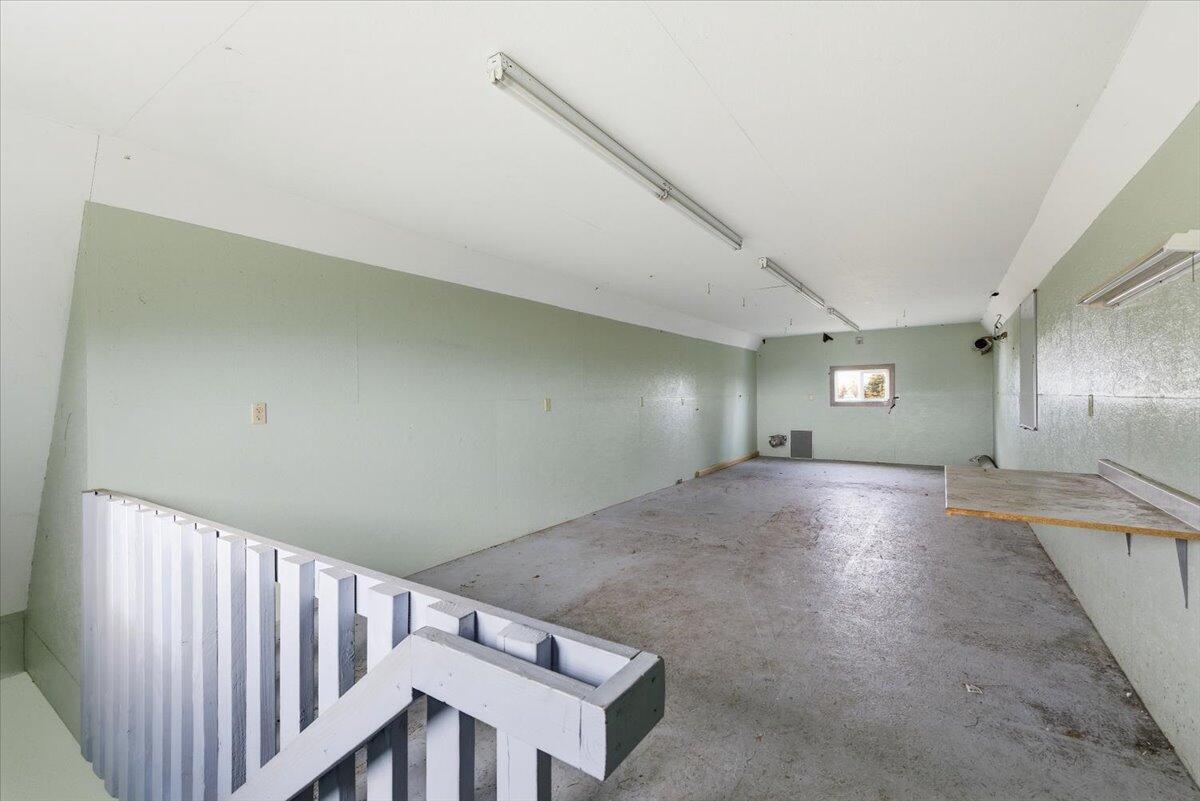 176 Nehalem Loop Roseburg, OR 97471 - Photo 31 of 42 31-CI_0273