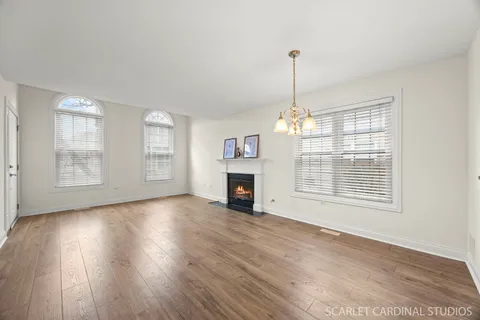 $225,000 | 35 Foxcroft Road, Unit 123, Naperville, IL 60565