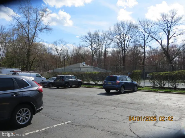 $2,200 | 21 Aspen Court, Hamilton, NJ 08619