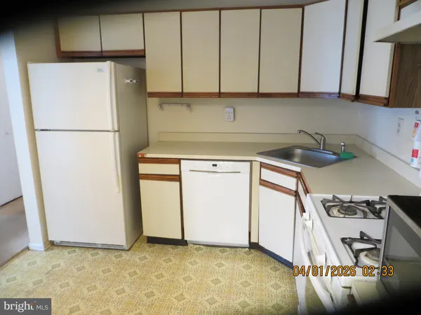 $2,200 | 21 Aspen Court, Hamilton, NJ 08619