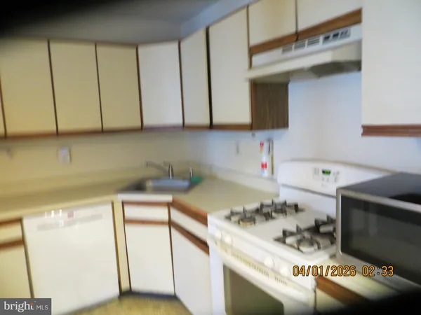 $2,200 | 21 Aspen Court, Hamilton, NJ 08619