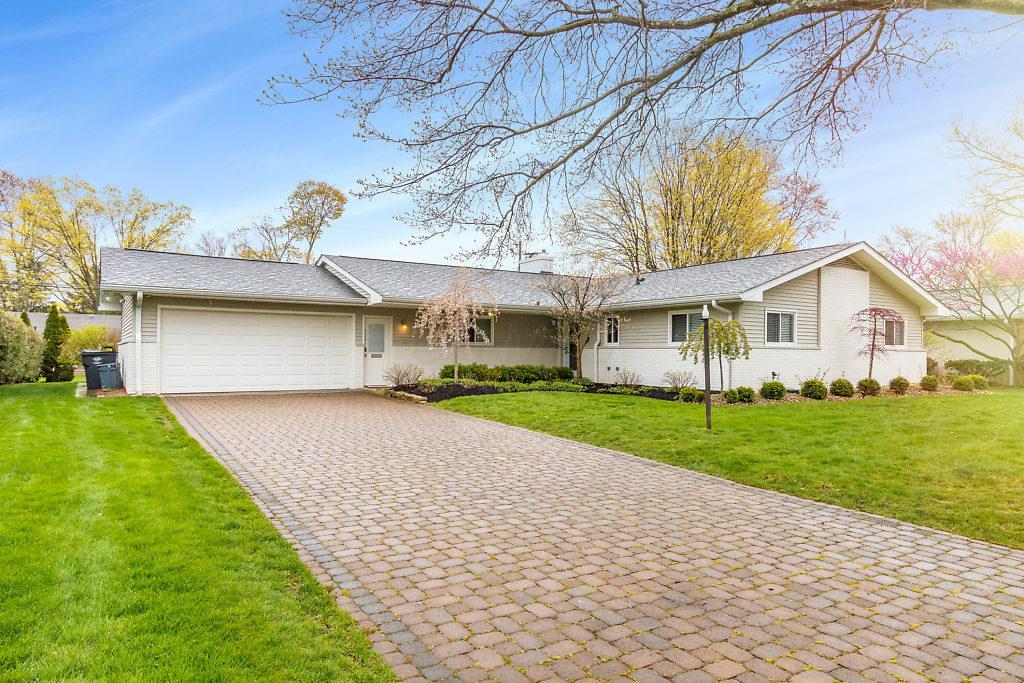 3082 Bembridge Road Columbus, OH 43221 - Photo 1 of 31 Gallery Image 1
