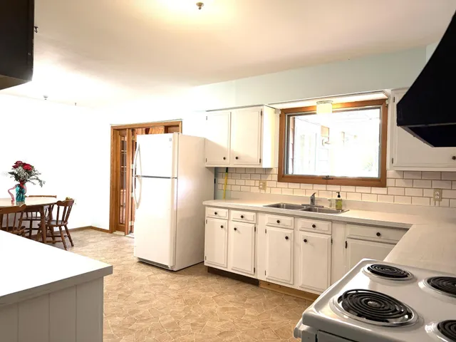 $215,000 | 411 8th Street Northeast, Fosston, MN 56542