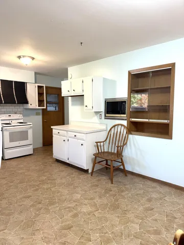 $215,000 | 411 8th Street Northeast, Fosston, MN 56542