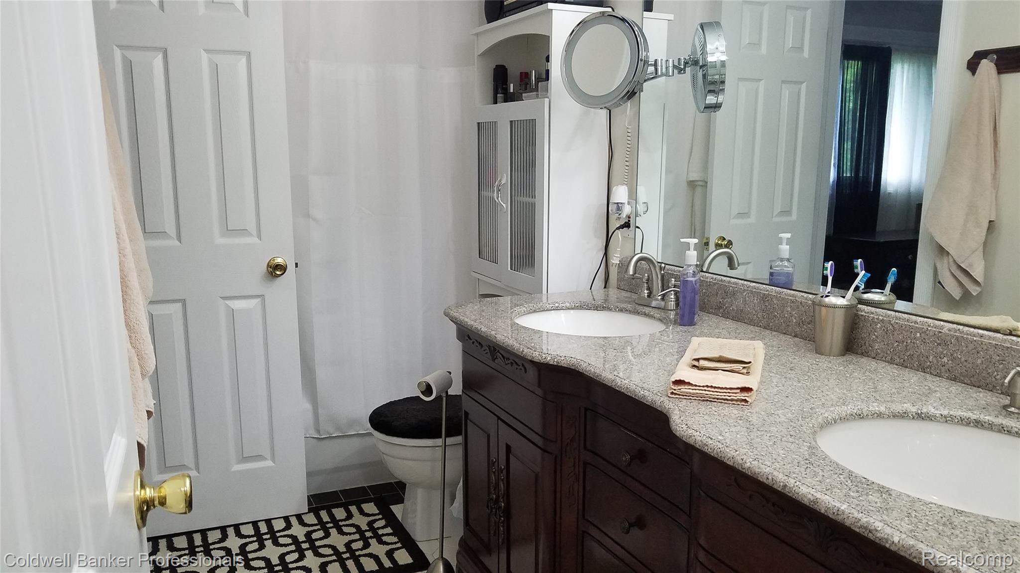 5449 Pheasant Run Road Clarkston, MI 48346 - Photo 37 of 49 20190524_153557.jpg