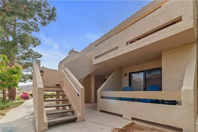 $149,900 | 3740 Desert Marina Drive, Unit 2, Laughlin, NV 89029