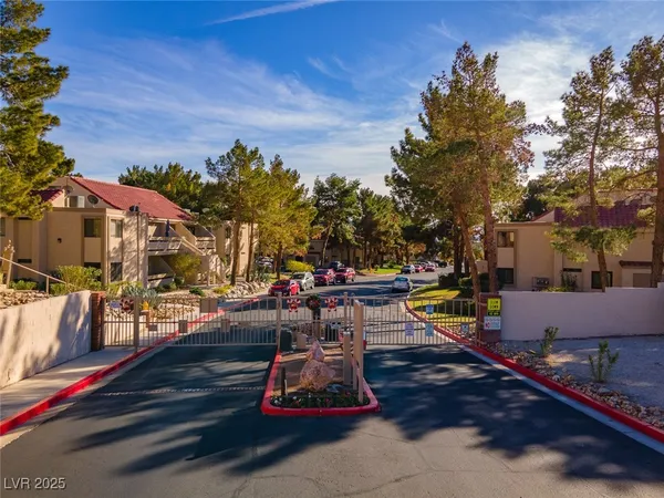 $119,900 | 3740 Desert Marina Drive, Unit 2, Laughlin, NV 89029