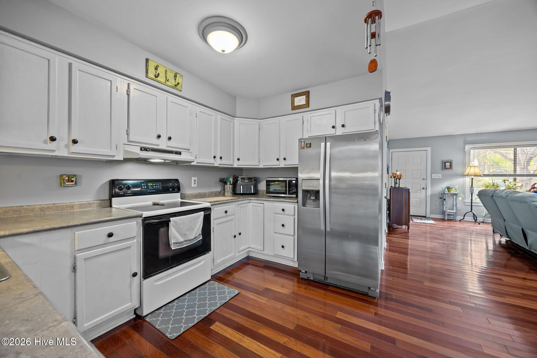 4108 Cheney Place Wilmington, NC 28403 - Photo 13 of 48 36-web-or-mls-IMG_3553